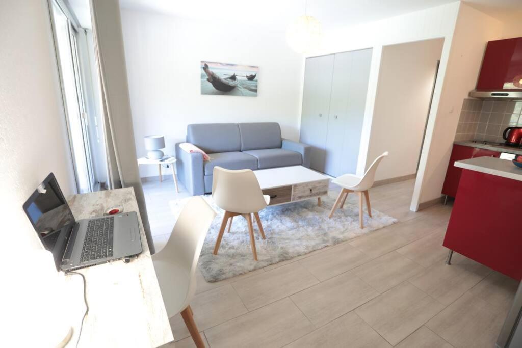 Petit Paradis Classe 3 Etoiles A 200M De La Plage! Terrasse-Wifi-Parking-Clim Saint-Mandrier-sur-Mer Eksteriør bilde