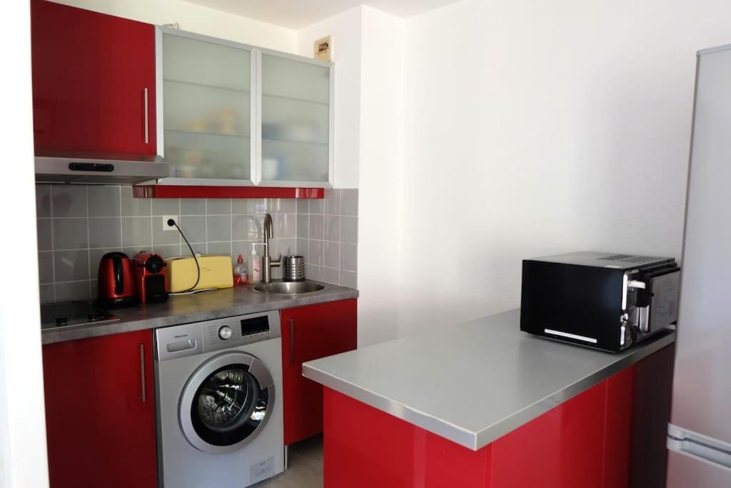 Petit Paradis Classe 3 Etoiles A 200M De La Plage! Terrasse-Wifi-Parking-Clim Saint-Mandrier-sur-Mer Eksteriør bilde