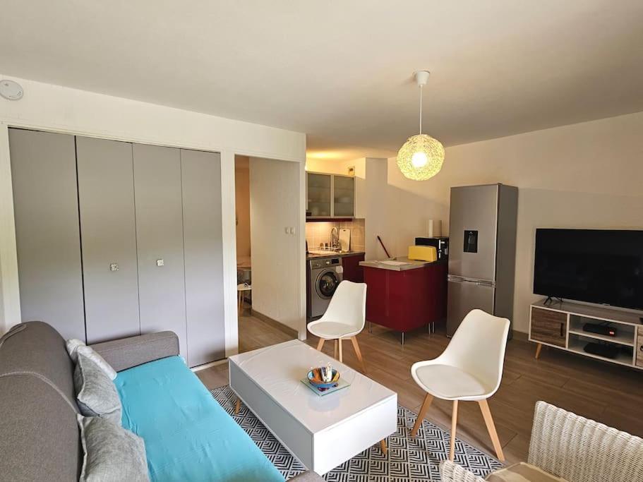 Petit Paradis Classe 3 Etoiles A 200M De La Plage! Terrasse-Wifi-Parking-Clim Saint-Mandrier-sur-Mer Eksteriør bilde